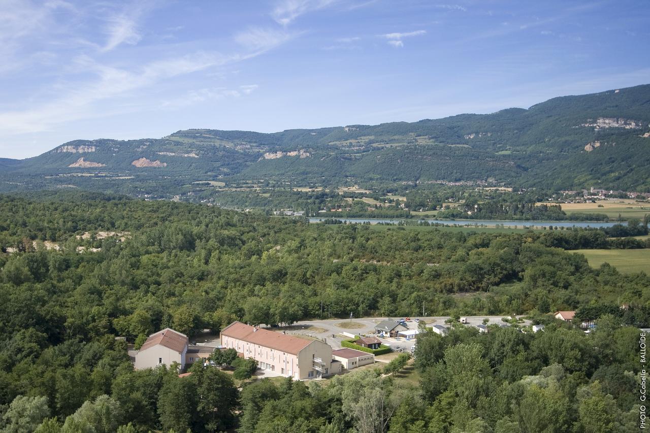 Hotel Vallee Bleue Montalieu-Vercieu Exteriér fotografie
